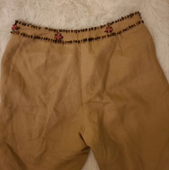 LARRY LEVINE PETITE Women's Beaded Crop Pants. Front Pockets. SIZE 8P - Picture 4 of 11